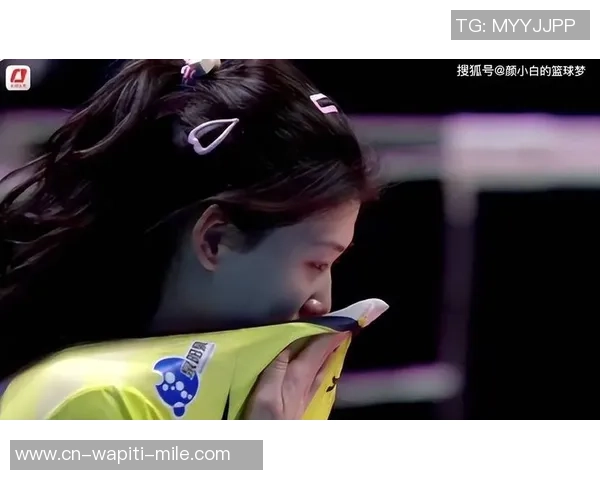 李盈莹泪洒赛场陈方拥抱安慰！轰21分避连败 伤病成天津晋级阻止